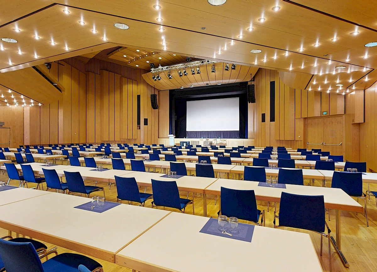 Grosser Saal Erding Tagung Konferenz Parlamentarisch