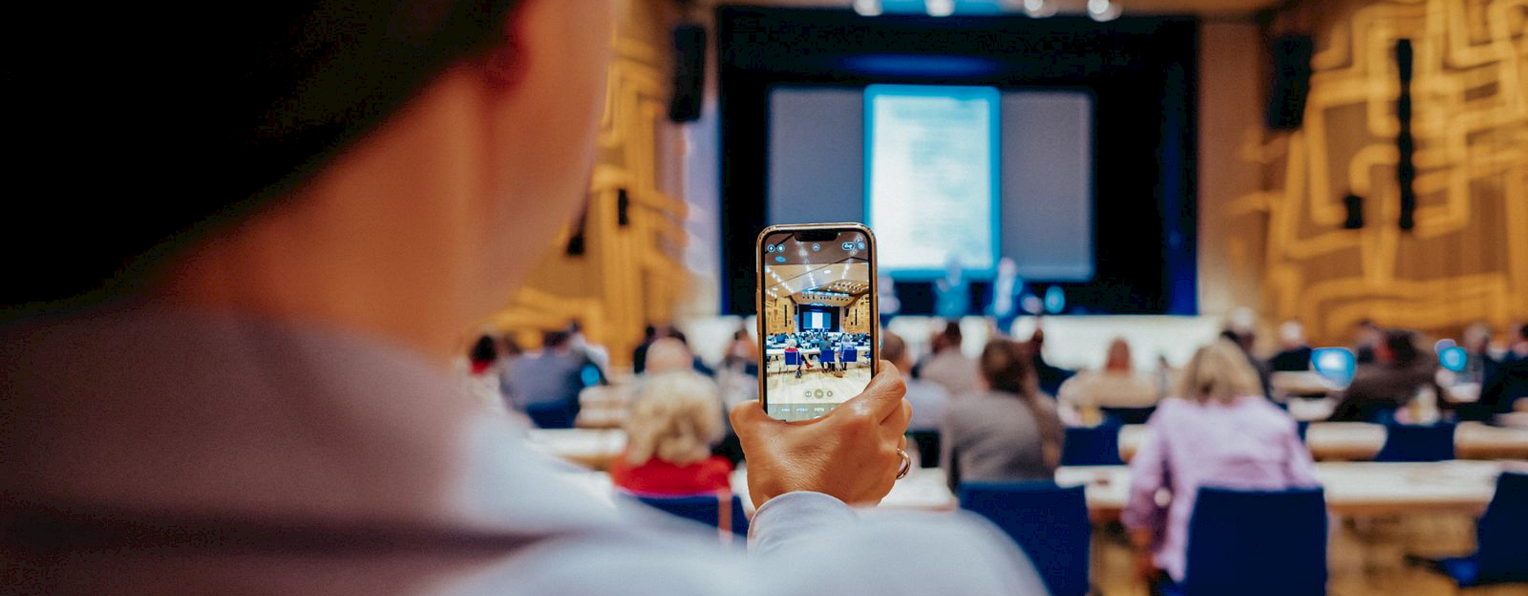 Grosser Saal Events Detailansicht Handy
